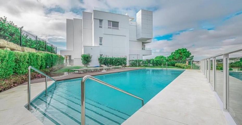 Planta baja en venta en Benahavís, La Quinta photo 0