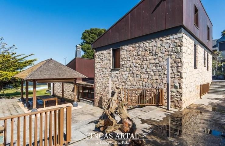 Chalet en venta en Zaragoza, Colonia San Lamberto, 50011 photo 0