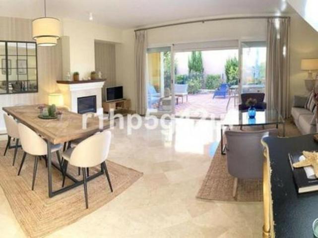 Casas de pueblo en alquiler en Marbella photo 0