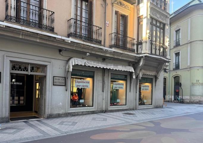 Local comercial en alquiler en Valladolid, Centro photo 0