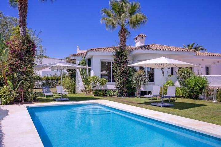 Chalet en alquiler en Marbella, Marbella Este - Marbesa photo 0