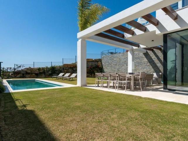 Chalet en alquiler en Marbella, Marbella Este - Cabopino photo 0