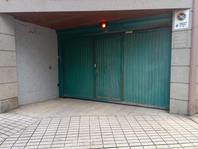 Garaje en venta en Sanxenxo, Salnés photo 0