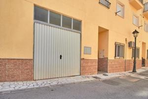 Garaje en venta en Macael, CENTRO photo 0