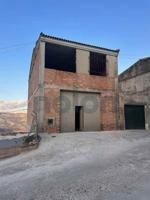 Adosada en venta en Iznájar, La Subbética photo 0