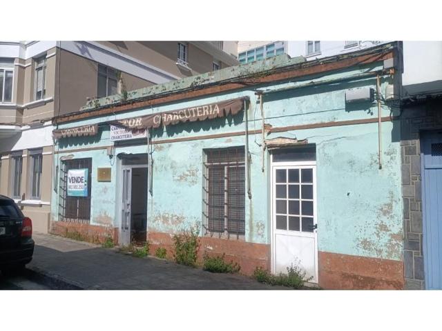 Edificio en venta en Fene, Perlio photo 0