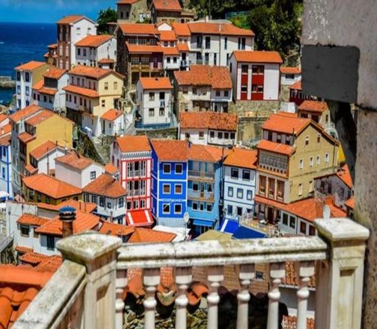 Piso en venta en Cudillero, Área de Avilés photo 0