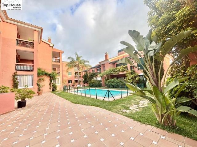 Piso en venta en Marbella, Urb. Carib Playa photo 0