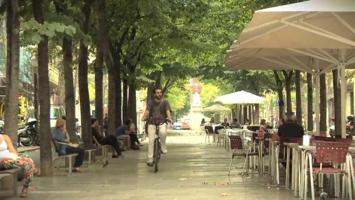 Planta baja en venta en Barcelona, El Camp de l´Arpa del Clot photo 0
