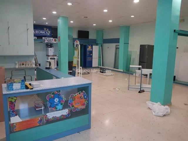 Local comercial en alquiler en Sax, Sax photo 0