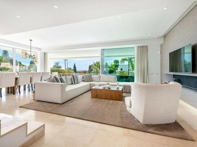 Chalet en alquiler en Marbella, Marbella Este - La Finca de Marbella photo 0