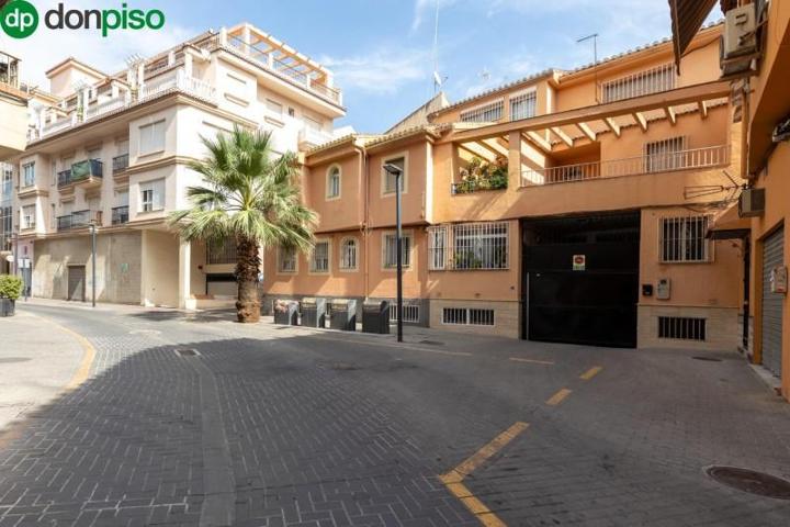 Garaje en venta en Maracena, Zona metropolitana photo 0