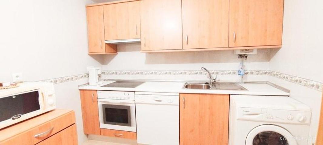 Chalet en venta en Ríolobos, Calle Alhóndiga, 10693 photo 0