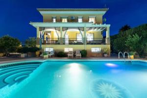 Chalet en venta en Gójar, Zona metropolitana photo 0