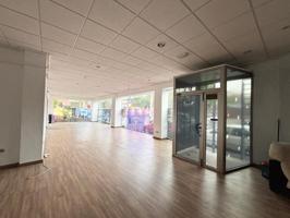 Local comercial en alquiler en Elche, Plaza Madrid photo 0