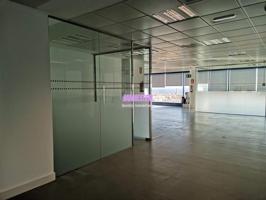 Oficina en alquiler en Badalona, Bufala photo 0