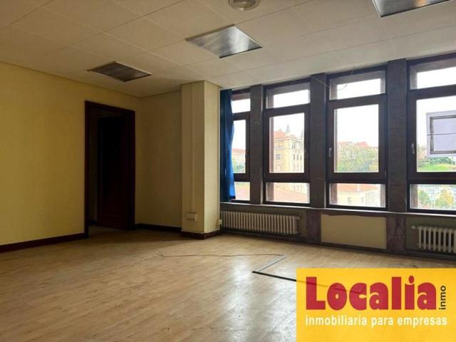 Local comercial en alquiler en Santander photo 0