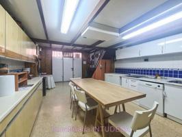 Local comercial en venta en Tudela, Calle Entrefuentes, 31500 photo 0
