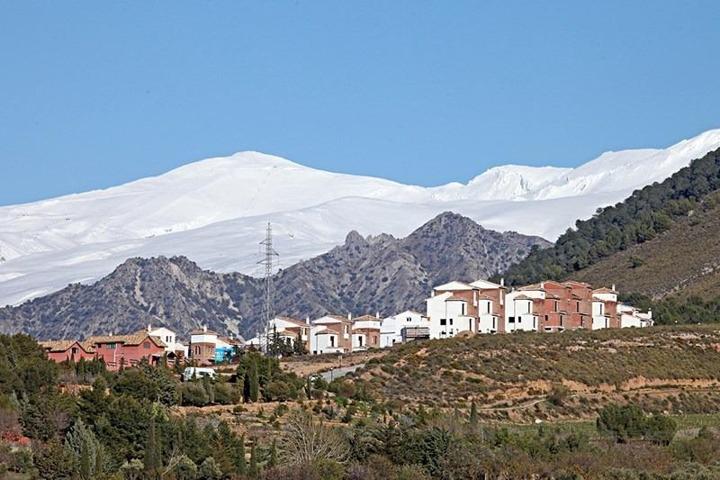 Chalet en venta en Dílar, CAÑADAS DEL PARQUE photo 0