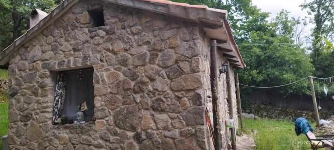 Casa con terreno en venta en Cabezabellosa, Paraje ortigalejo, 10729 photo 0