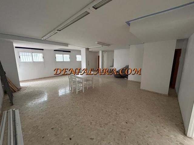 Local comercial en venta en Oliva photo 0