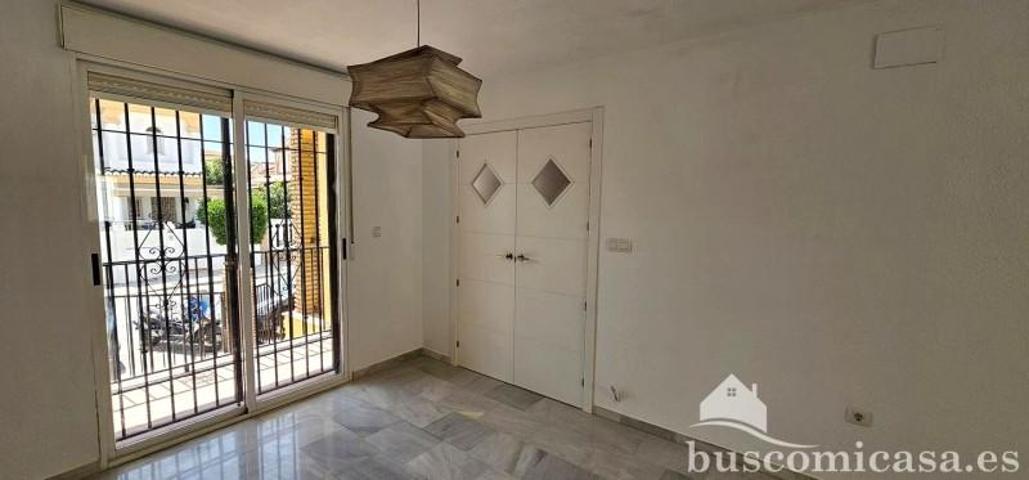 Chalet en venta en Híjar, Avenida San Miguel, 18110 photo 0