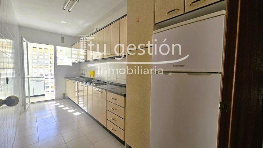 Piso en venta en Torre del Mar, Costa del Sol Oriental - Axarquía photo 0