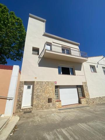 Chalet en venta en Torroella de Montgrí, Casco photo 0
