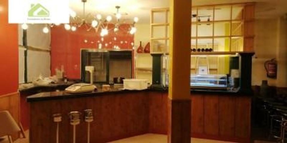 Local comercial en alquiler en Zamora, San lazaro photo 0