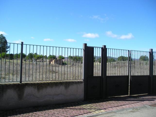 Terreno en venta en Calatayud, Calle Sierra de Armantes, 50300 photo 0