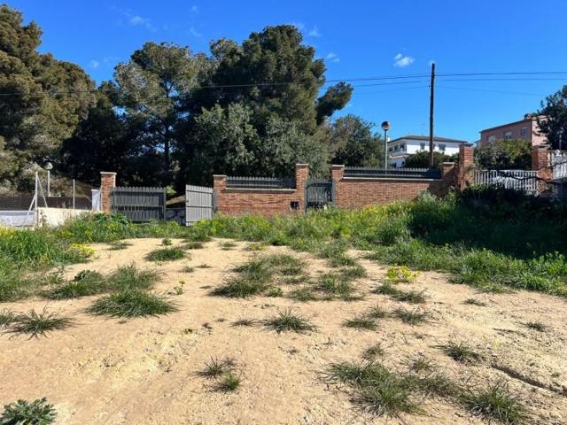 Terreno en venta en El Vendrell, Nou vendrell photo 0
