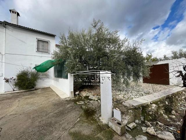 Adosada en venta en Lucena, Lucena photo 0