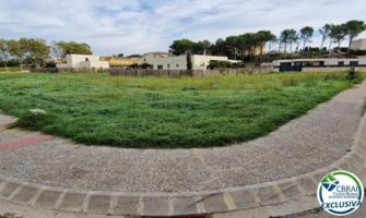 Terreno en venta en Garriguella photo 0