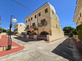 Adosada en venta en Cunit, Residencial photo 0