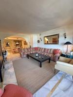 Apartamento en alquiler en Marbella, Los Naranjos photo 0