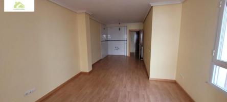 Apartamento en venta en Zamora, Centro photo 0
