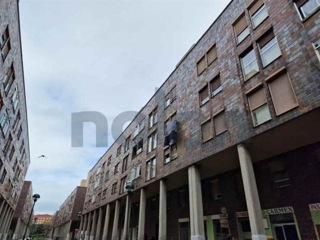 Piso en venta en Vitoria-Gasteiz, Vitoria-Gasteiz photo 0