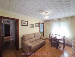 Piso en venta en Tudela, Calle Azut, 31500 photo 0