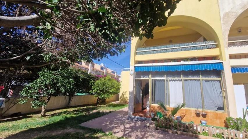 Bungalow en venta en Torrevieja photo 0