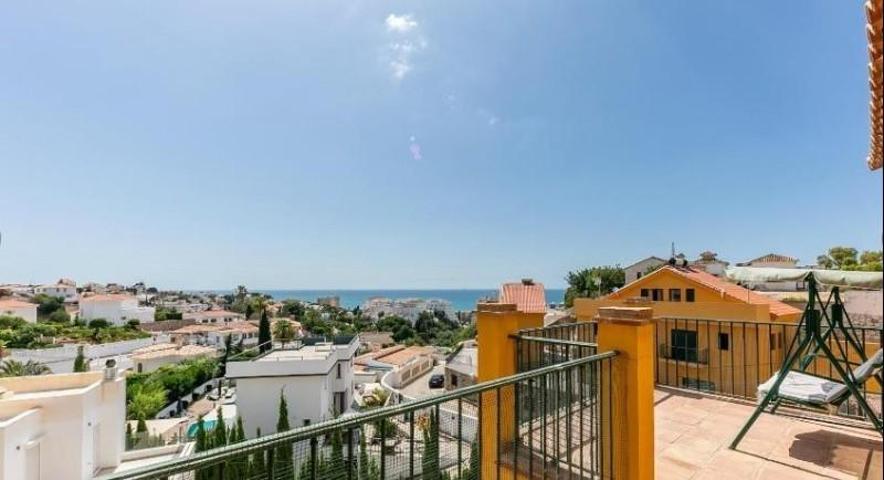 Adosada en venta en Fuengirola, Torreblanca del Sol photo 0