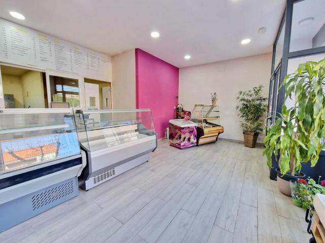 Local comercial en alquiler en Villanueva de la Cañada, Centro Urbano photo 0