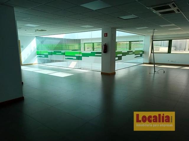 Oficina en alquiler en Torrelavega, Barrio Viérnoles-Río A, 39300 photo 0