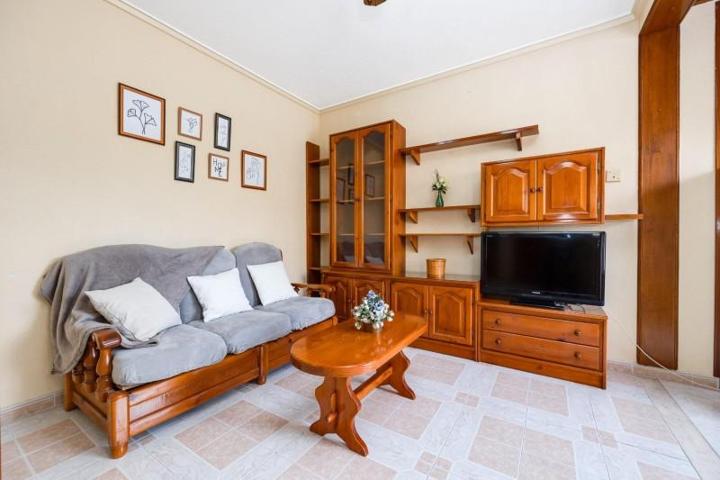 Apartamento en venta en Torrevieja, Habaneras photo 0