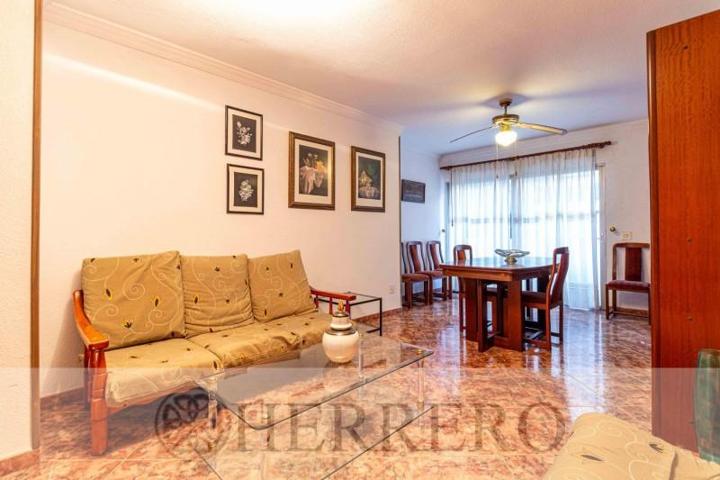 Piso en venta en Gandia, República Argentina photo 0
