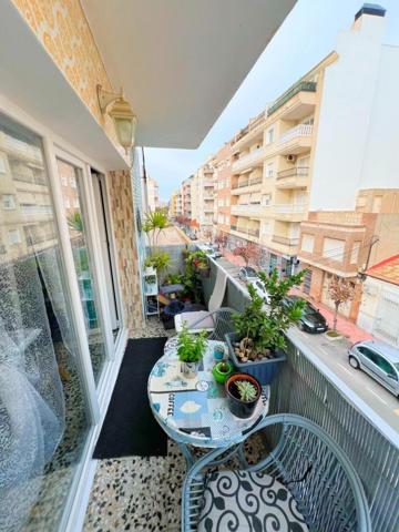 Apartamento en venta en Torrevieja photo 0