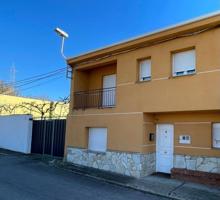 Casa en venta en Ponferrada, Barcena del bierzo photo 0