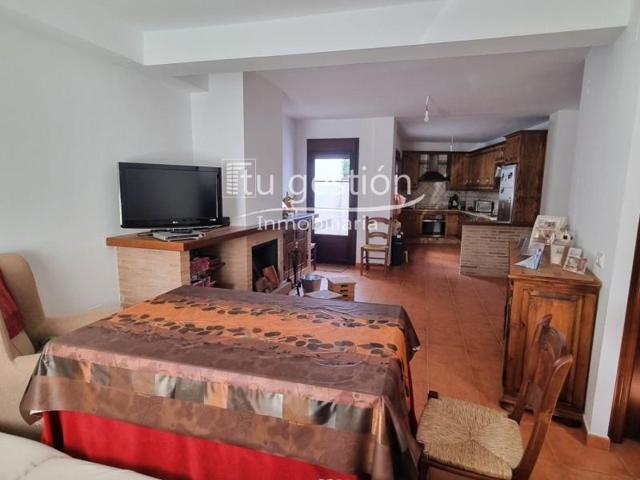 Adosada en venta en Grazalema, Sierra de Cádiz photo 0