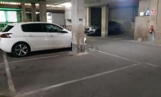 Garaje en venta en Alicante, Altozano photo 0