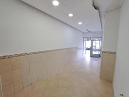 Local comercial en alquiler en Alzira, Alzira photo 0
