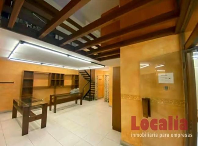 Local comercial en alquiler en Torrelavega, Calle Conde Torreanaz, 39300 photo 0